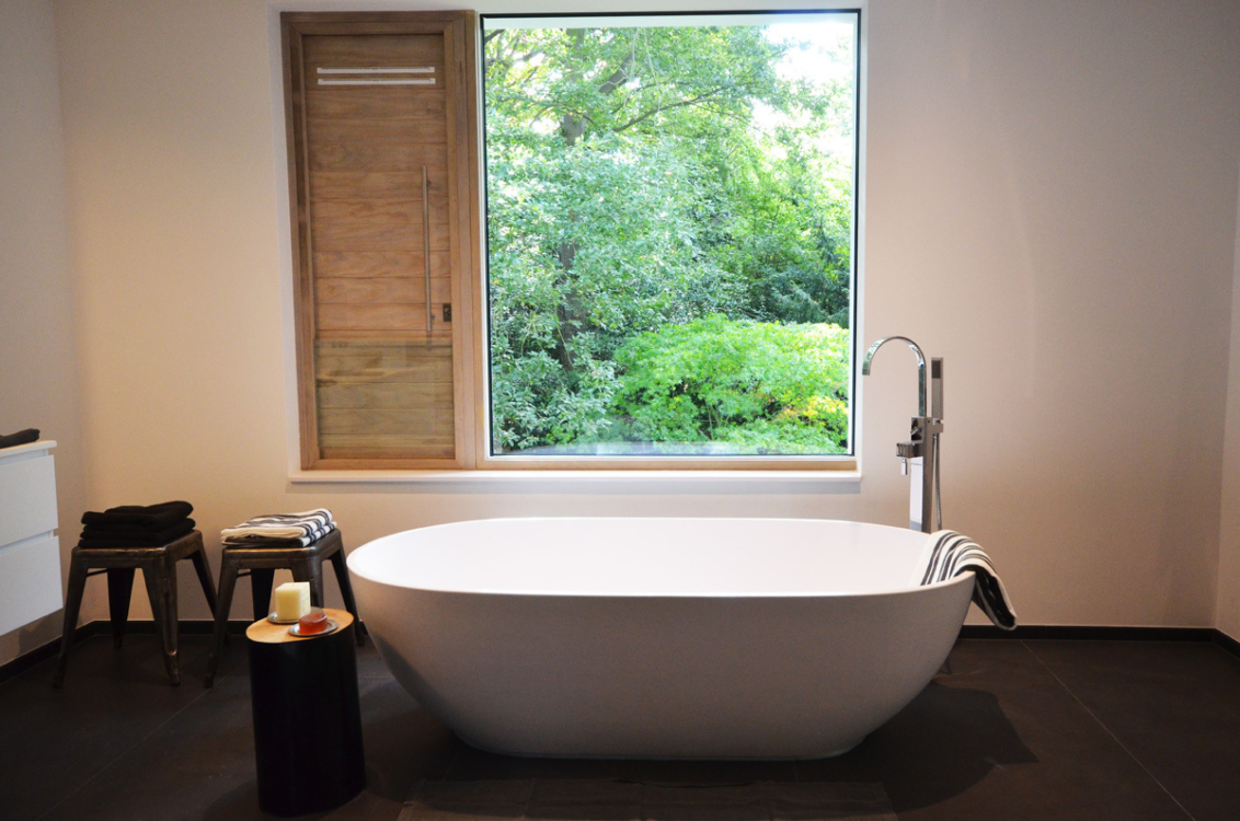 25-Master-En-Suite-1.jpg