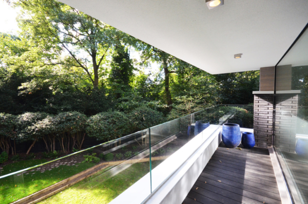 31-Balcony-2.jpg
