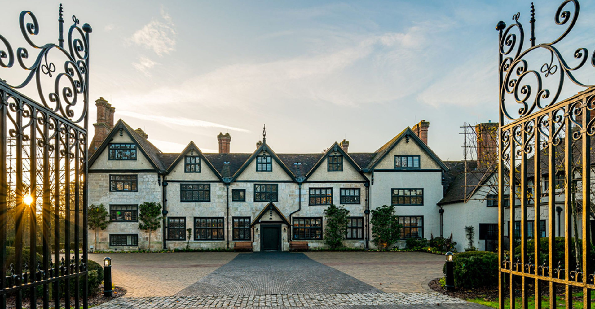 stanbridge_exteriorphoto_1800x1200.jpg